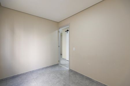 Quarto 1 de apartamento para alugar com 2 quartos, 38m² em Jardim Raposo Tavares, São Paulo