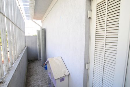 Casa à venda com 180m², 4 quartos e 2 vagasSacada Quartos 1 e 2