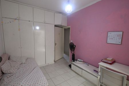 Casa à venda com 180m², 4 quartos e 2 vagasSuíte 2
