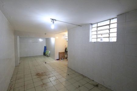 Garagem de casa à venda com 4 quartos, 180m² em Ipiranga, São Paulo