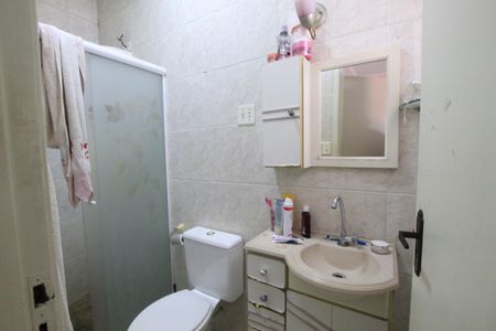 Casa à venda com 180m², 4 quartos e 2 vagasBanheiro da Suíte 1