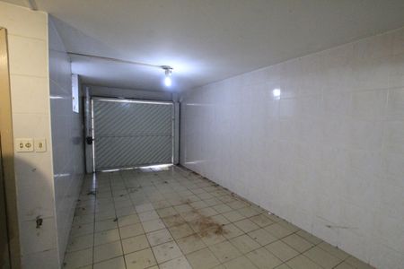 Casa à venda com 180m², 4 quartos e 2 vagasGaragem