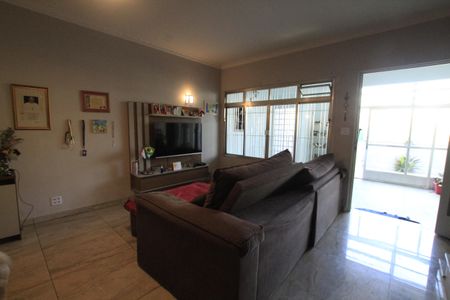 Sala de casa à venda com 4 quartos, 180m² em Ipiranga, São Paulo