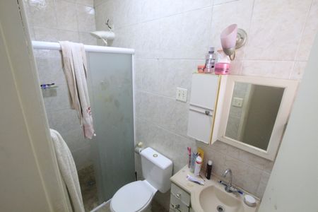 Casa à venda com 180m², 4 quartos e 2 vagasBanheiro da Suíte 1
