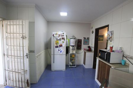 Casa à venda com 180m², 4 quartos e 2 vagasCozinha