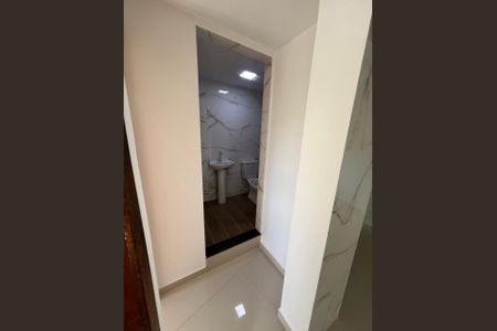 Apartamento à venda com 35m², 2 quartos e sem vagaBanheiro