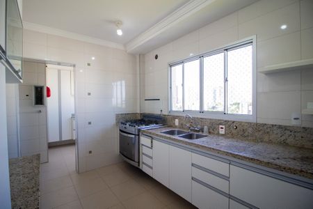 Apartamento para alugar com 118m², 2 quartos e 2 vagasCozinha