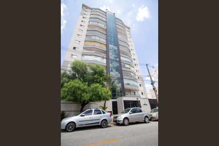 Apartamento para alugar com 118m², 2 quartos e 2 vagasFachada