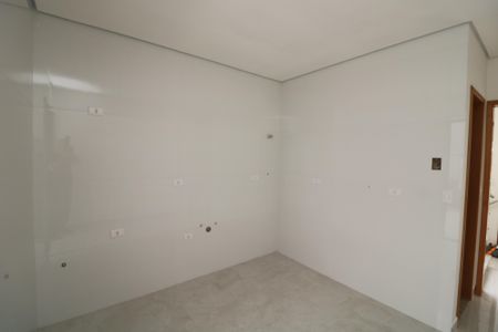 Casa à venda com 80m², 2 quartos e 2 vagasCozinha