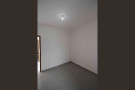 Casa à venda com 80m², 2 quartos e 2 vagasSuite