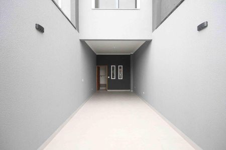 Casa à venda com 80m², 2 quartos e 2 vagasGaragem