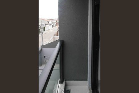 Casa à venda com 80m², 2 quartos e 2 vagasVaranda