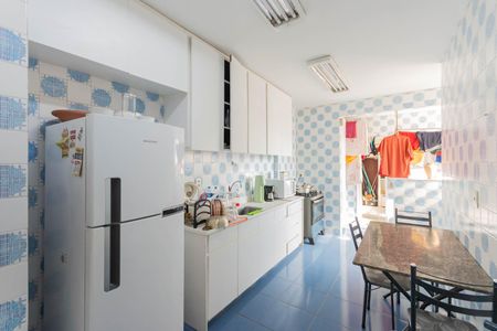 Apartamento para alugar com 116m², 3 quartos e 2 vagasCozinha e Área de Serviço