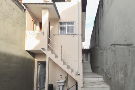 Casa à venda com 103m², 2 quartos e 2 vagas Casa à venda com 103m², 2 quartos e 2 vagasQuintal