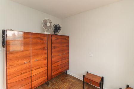 Casa à venda com 103m², 2 quartos e 2 vagas Casa à venda com 103m², 2 quartos e 2 vagasQuarto 2