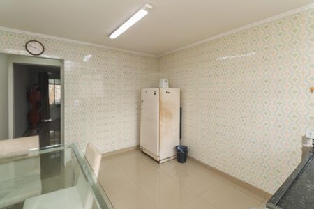 Casa à venda com 103m², 2 quartos e 2 vagas Casa à venda com 103m², 2 quartos e 2 vagasCozinha