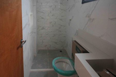 Apartamento à venda com 80m², 2 quartos e 2 vagasBanheiro da suite