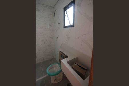 Apartamento à venda com 80m², 2 quartos e 2 vagasBanheiro da suite