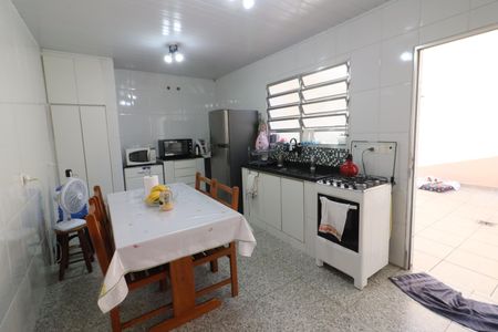 Casa à venda com 126m², 2 quartos e 1 vagaCozinha