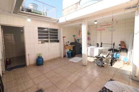 Casa à venda com 126m², 2 quartos e 1 vagaÁrea de Serviço