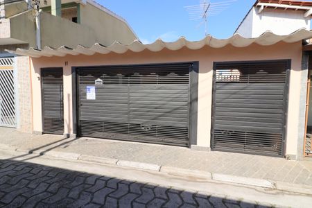 Casa à venda com 126m², 2 quartos e 1 vagaFachada