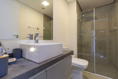 Studio para alugar com 35m², 1 quarto e sem vaga Studio para alugar com 35m², 1 quarto e sem vagaBanheiro