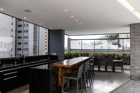 Apartamento para alugar com 176m², 4 quartos e 3 vagas Apartamento para alugar com 176m², 4 quartos e 3 vagasEspaço Gourmet
