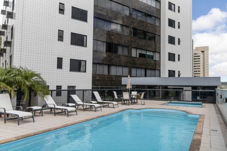 Apartamento para alugar com 176m², 4 quartos e 3 vagas Apartamento para alugar com 176m², 4 quartos e 3 vagasÁrea comum - Piscina