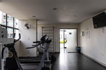 Apartamento para alugar com 176m², 4 quartos e 3 vagas Apartamento para alugar com 176m², 4 quartos e 3 vagasÁrea comum - Academia