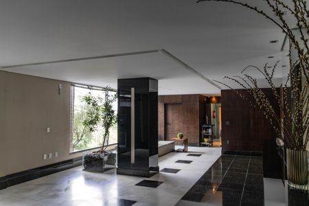 Apartamento para alugar com 176m², 4 quartos e 3 vagas Apartamento para alugar com 176m², 4 quartos e 3 vagasHall de entrada