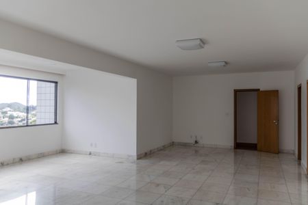 Sala de apartamento para alugar com 4 quartos, 176m² em Belvedere, Belo Horizonte
