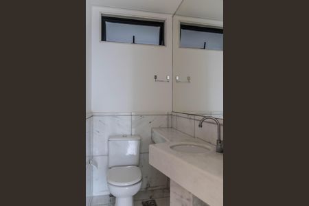 Apartamento para alugar com 176m², 4 quartos e 3 vagas Apartamento para alugar com 176m², 4 quartos e 3 vagasLavabo