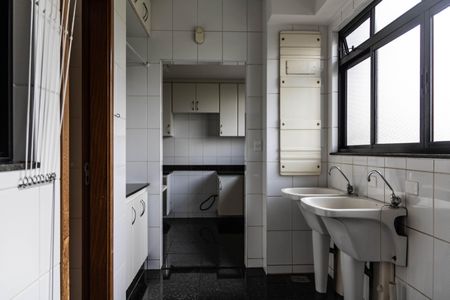 Apartamento para alugar com 176m², 4 quartos e 3 vagas Apartamento para alugar com 176m², 4 quartos e 3 vagasÁrea de Serviço