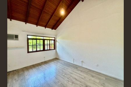 Quarto de casa para alugar com 4 quartos, 506m² em Santo Antonio de Lisboa, Florianópolis
