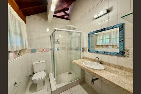 Casa para alugar com 506m², 4 quartos e 5 vagas Casa para alugar com 506m², 4 quartos e 5 vagasBanheiro