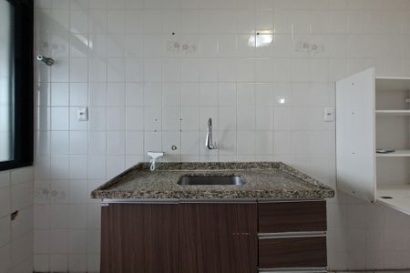 Apartamento para alugar com 82m², 2 quartos e 1 vagaCozinha 