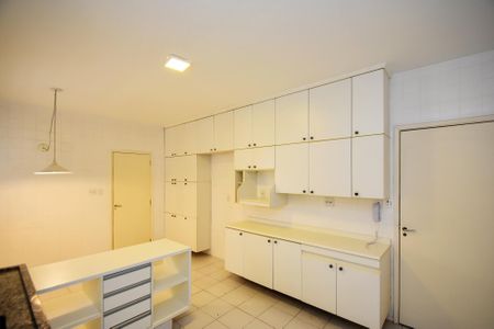 Apartamento à venda com 189m², 3 quartos e 1 vaga Apartamento à venda com 189m², 3 quartos e 1 vagacozinha