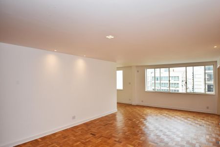 Apartamento à venda com 189m², 3 quartos e 1 vaga Apartamento à venda com 189m², 3 quartos e 1 vagaentrada