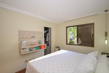 Apartamento à venda com 145m², 3 quartos e 2 vagasSuíte 3