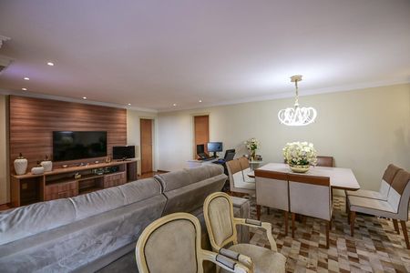 Apartamento à venda com 145m², 3 quartos e 2 vagasSala