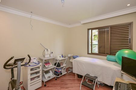 Apartamento à venda com 145m², 3 quartos e 2 vagasSuíte 1