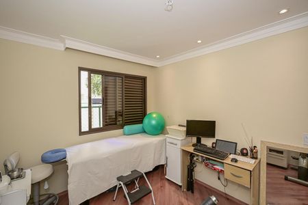 Apartamento à venda com 145m², 3 quartos e 2 vagasSuíte 1