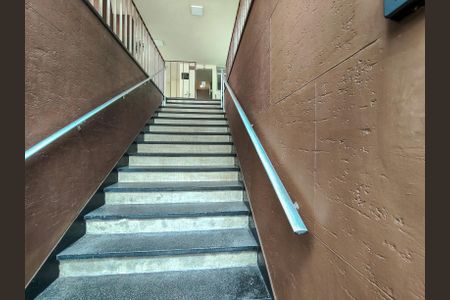 Apartamento para alugar com 60m², 2 quartos e 1 vaga Apartamento para alugar com 60m², 2 quartos e 1 vagaFachada e portaria