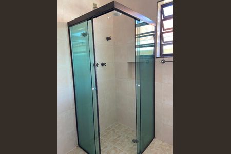 Casa para alugar com 160m², 5 quartos e 2 vagasQuarto - Banheiro