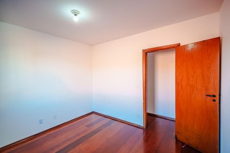 Casa para alugar com 160m², 4 quartos e 2 vagas Casa para alugar com 160m², 4 quartos e 2 vagasQuarto 2
