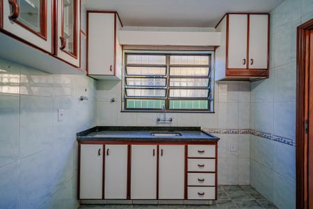 Casa para alugar com 160m², 4 quartos e 2 vagas Casa para alugar com 160m², 4 quartos e 2 vagasCozinha