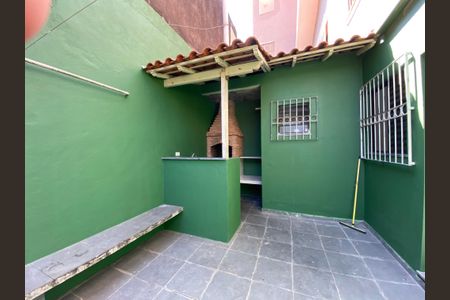 Casa para alugar com 160m², 5 quartos e 2 vagasQuintal