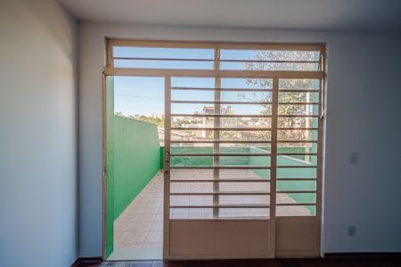Varanda de casa para alugar com 4 quartos, 160m² em Parque Ipe, São Paulo
