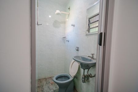 Casa para alugar com 160m², 4 quartos e 2 vagas Casa para alugar com 160m², 4 quartos e 2 vagasBanheiro suíte 2