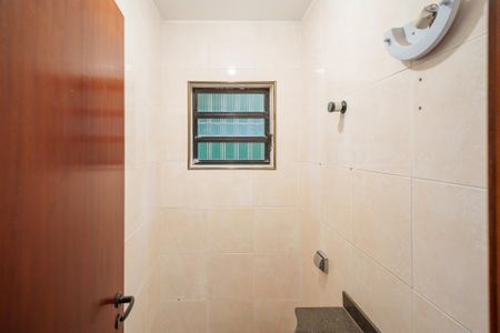 Casa para alugar com 160m², 4 quartos e 2 vagas Casa para alugar com 160m², 4 quartos e 2 vagasLavabo